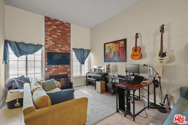 Photo - 14500 Van Nuys Blvd Condo Unit 20