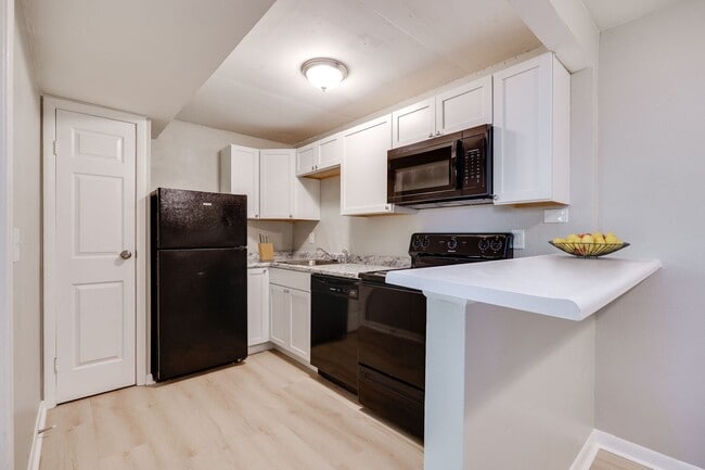 Photo - Monroe Terrace Apartments