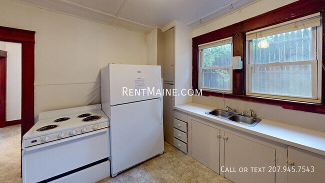 276 Main St Unit 1