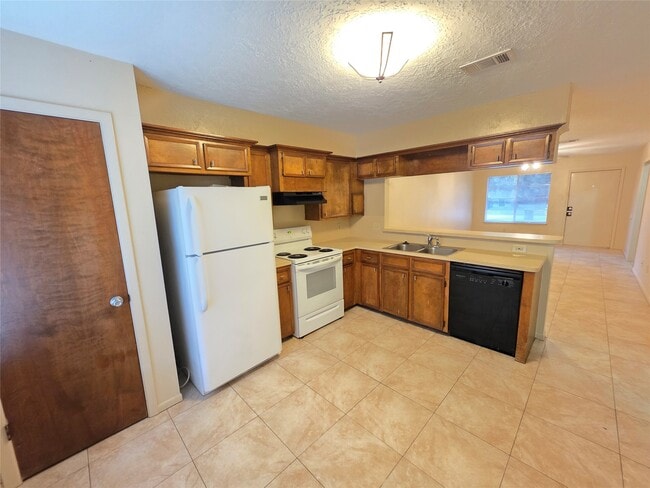 Photo - 1615 Hazelwood St