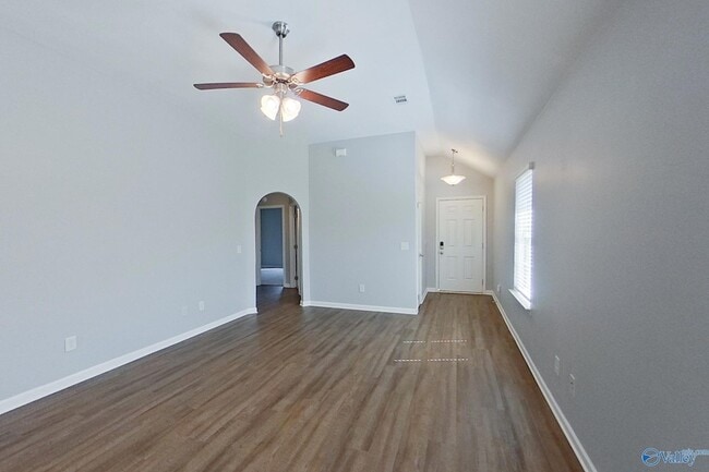 Photo - 107 Dawson's Ml Dr