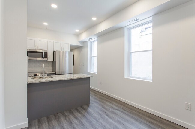 Photo - 2131 N 8th St