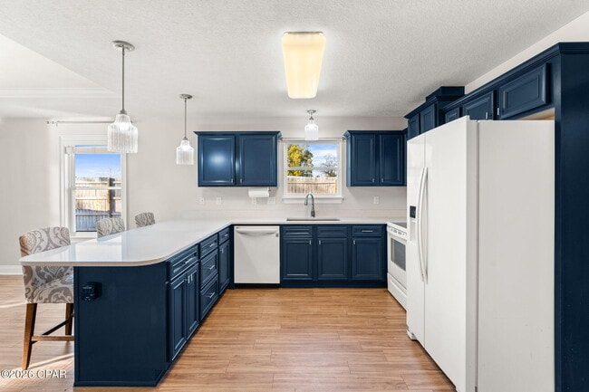 Photo - 702 Michigan Ave