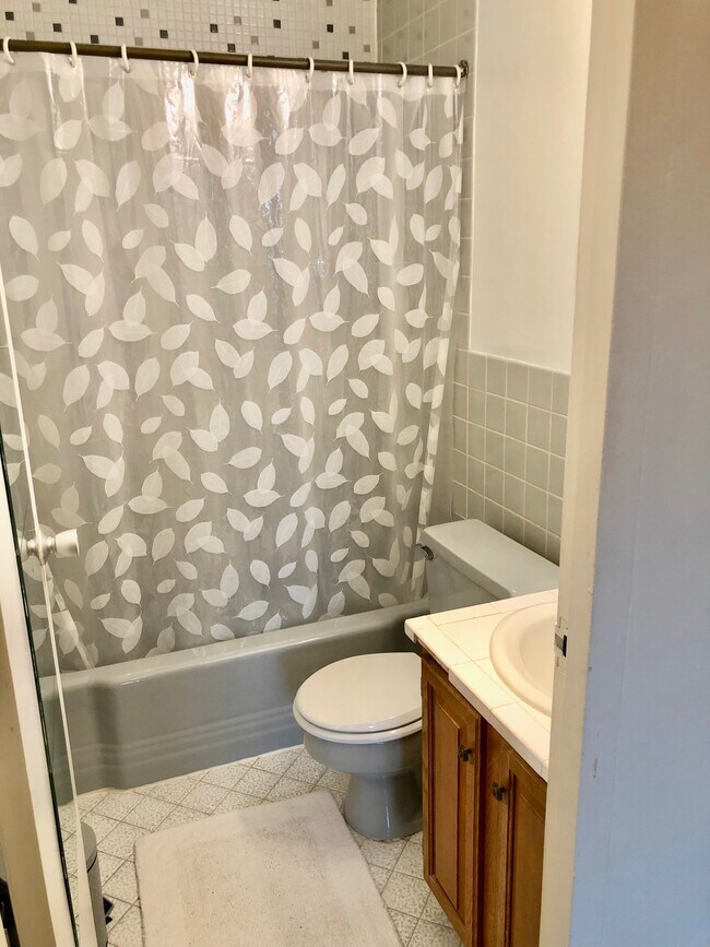 Photo - 2829 Connecticut Ave NW Unit Condo