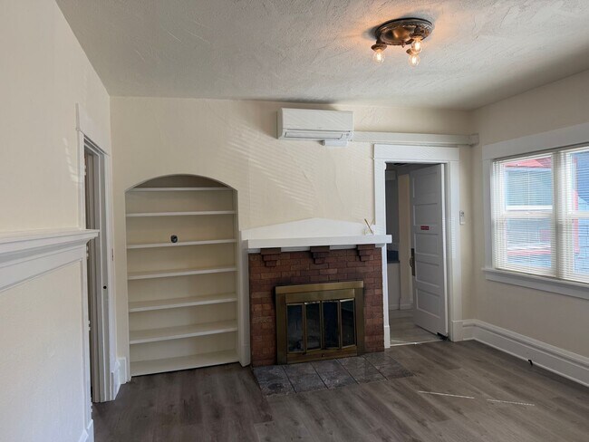 245 W 13th Ave