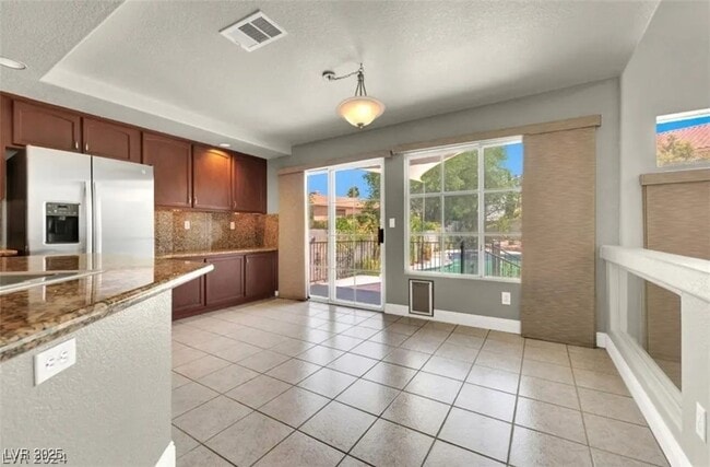Building Photo - 32 Myrtle Beach Dr Rental