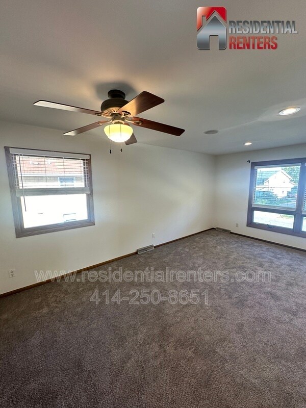 6561 N 73rd St Condo Unit Upper Condo for Rent in Milwaukee, WI