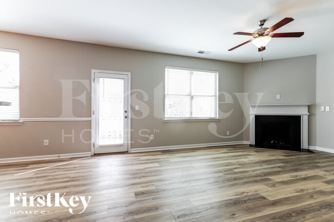 Photo - 3832 Humber Ct