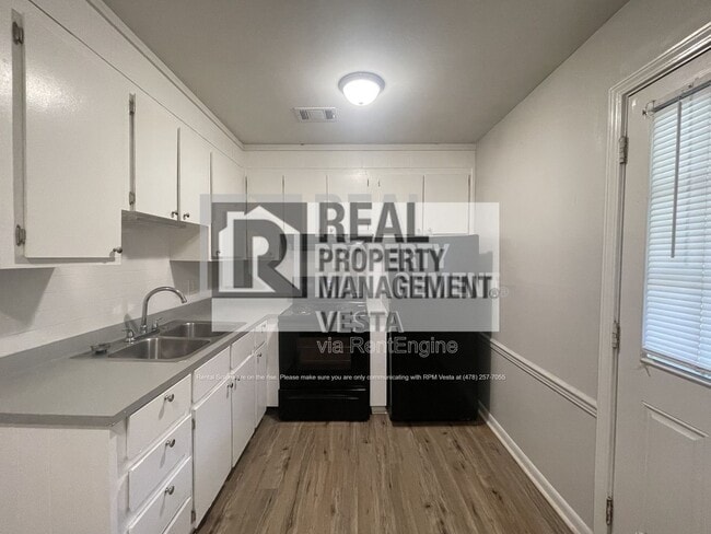 Photo - 406 Russell Pkwy Unit 8