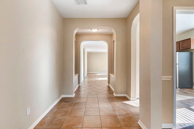 Photo - 6185 Galloway Ln