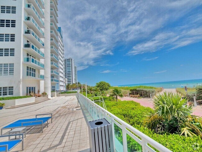 Building Photo - 6917 Collins Ave Rental