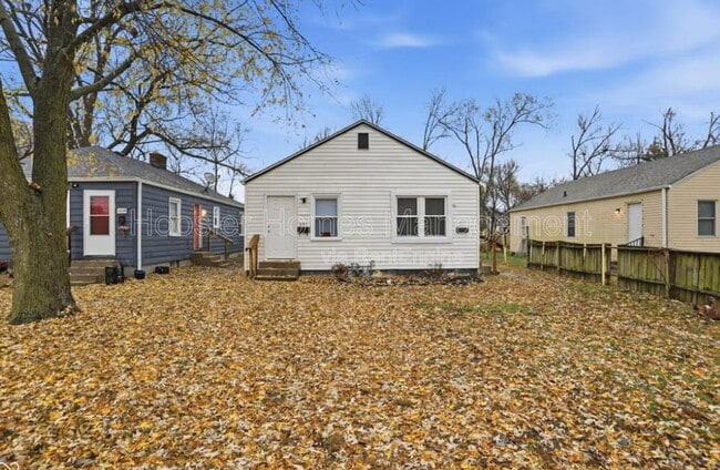 Building Photo - 1031 N Centennial St Unit 1031