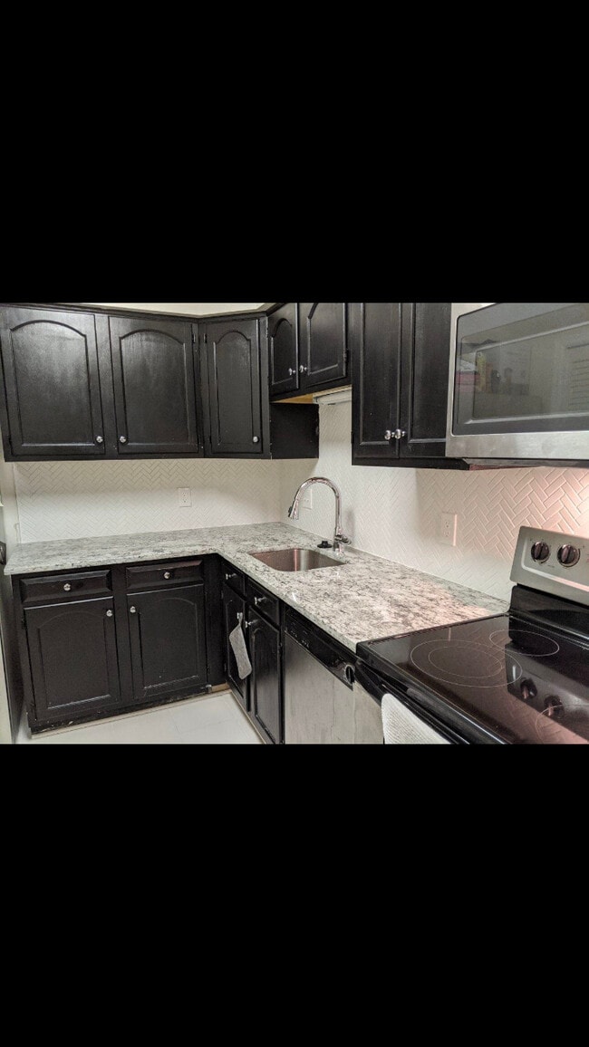Photo - 1301 N Courthouse Rd Unidad 1016