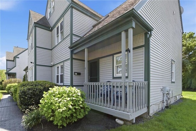 Photo - 61 Clinton St