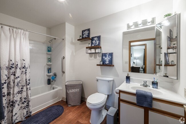 Photo - Prairie Landing