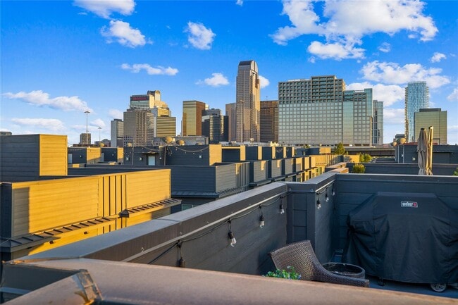 Photo - 3008 Zenia Dr