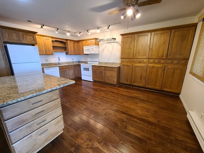 Photo - Two Bedroom Condo on Lake Michigan in Stev... Unit #5