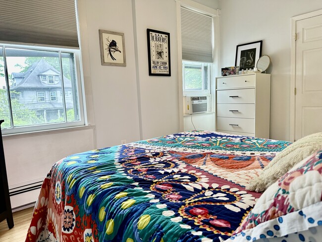 Photo - 49 Grove St Unit 4