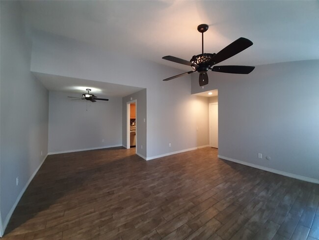 Photo - 9707 Richmond Ave. Unit 96