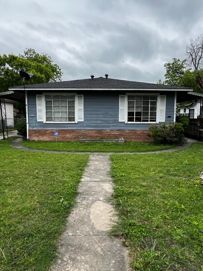 Photo - 1126 Bailey Ave