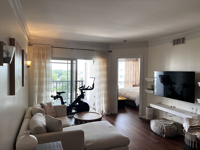 Photo - 275 13th St NE Unit Parc Vue