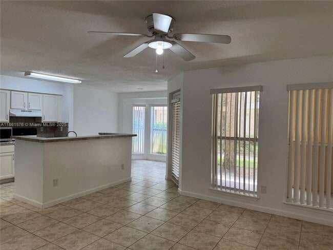 Photo - 977 Riverside Dr Unit 214
