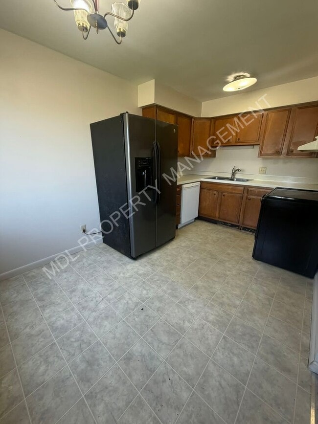 Photo - 2225 Weiss St Unit 1