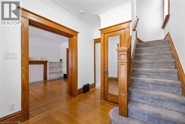 Photo - 35 Gage Ave S