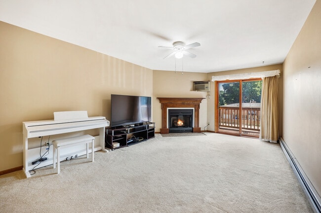 Photo - 2564 Branch St Unit 12