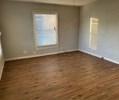 Photo - 830 S Lyon St