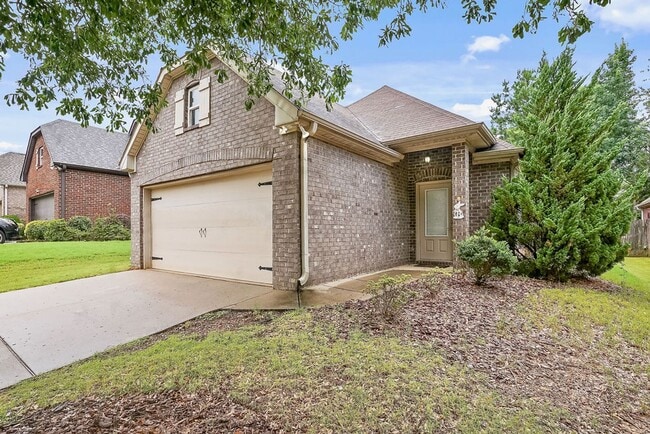 2742 Oxmoor Way