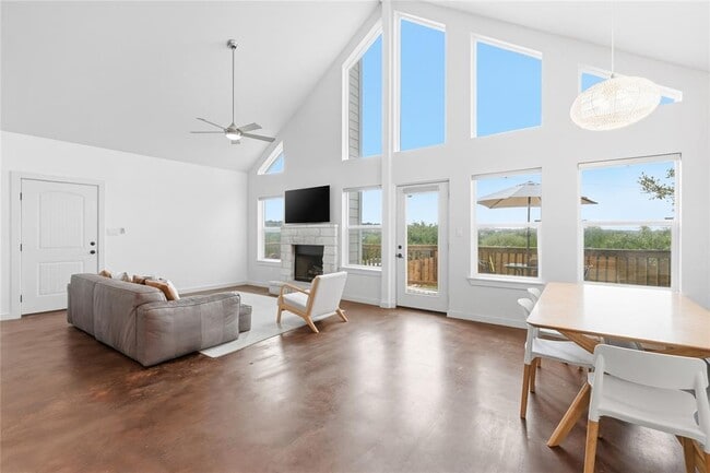 Photo - 10412 Parkwood Dr