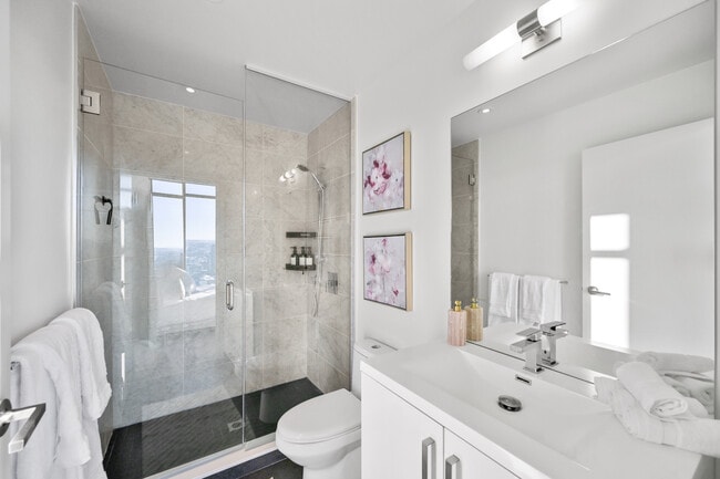 1010 6 St SW Unit 6th & 10th