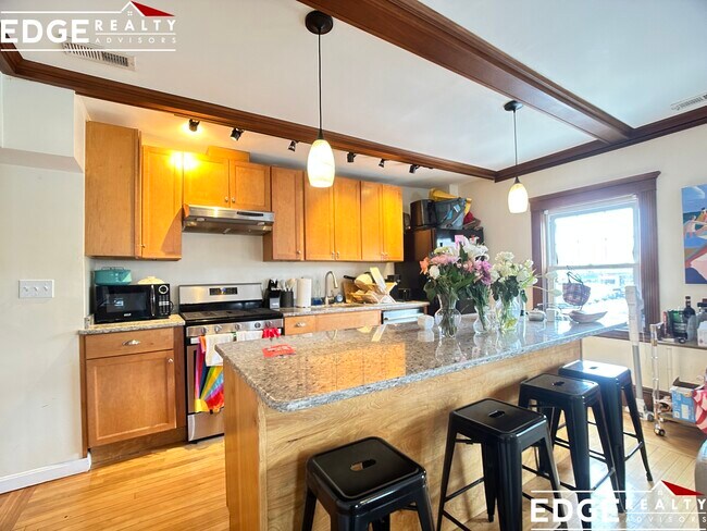 Photo - 30 Bentley St