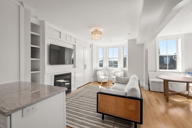 Photo - 131 Pembroke St