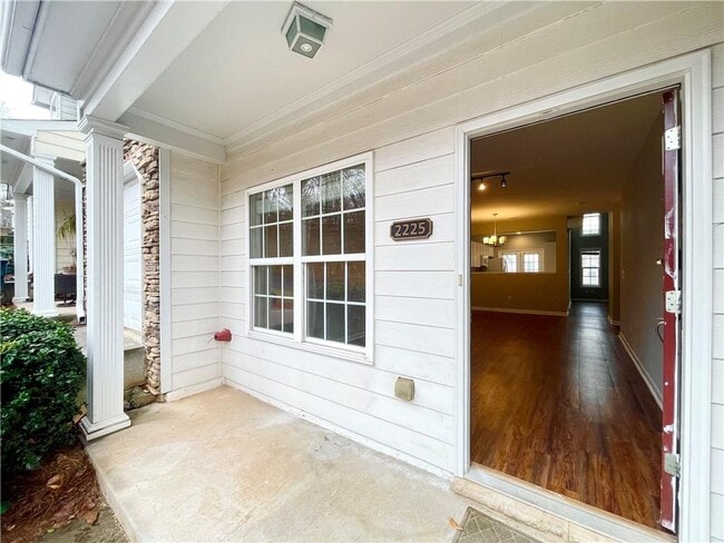 Photo - 2225 Hoskins Ct