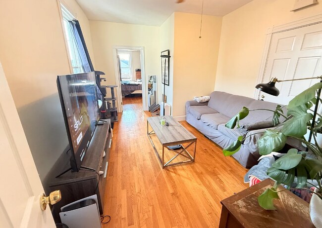 Photo - 202 Market St Unit #3