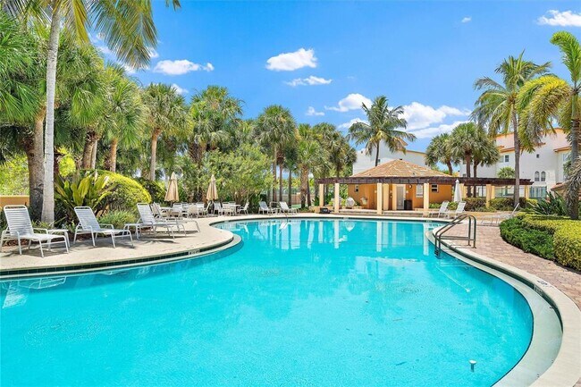 1593 Pinellas Bayway S