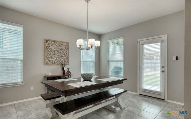 Photo - 109 Muenster Dr Casa