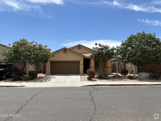 Building Photo - 11749 W Chase Ln Rental
