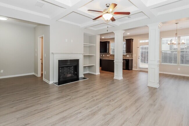 Photo - 7528 Stone Creek Path