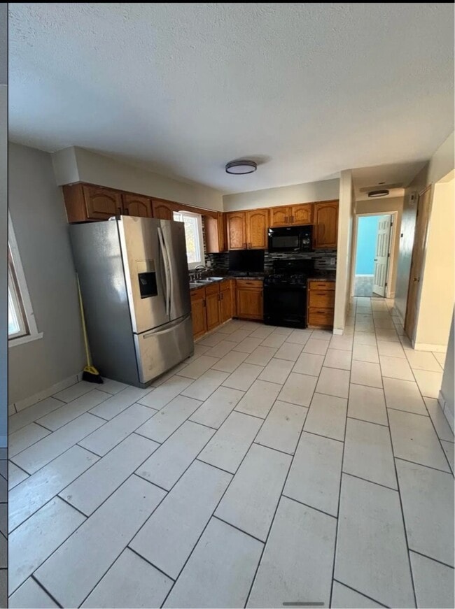 Photo - 404 Mallard Rd