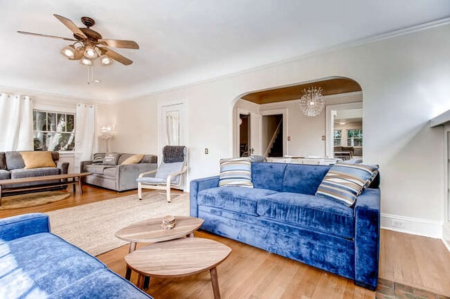 Photo - 3115 NE Schuyler St