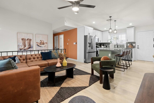 Photo - 4530 W Paradise Dr Unidad SI ID1496924P