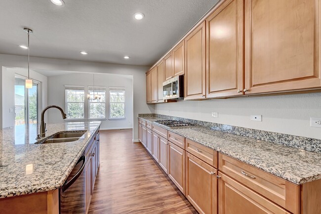 Photo - $3,250.00-Stunning 4-bedroom, 3.5 bathroom...