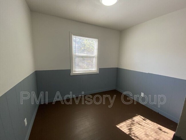 Photo - 3136 SE Fremont St