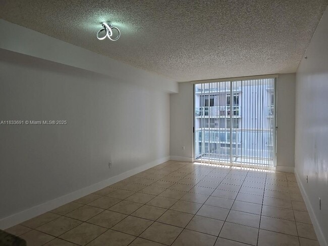 Photo - 5091 NW 7th St Unidad PH-09 Rental