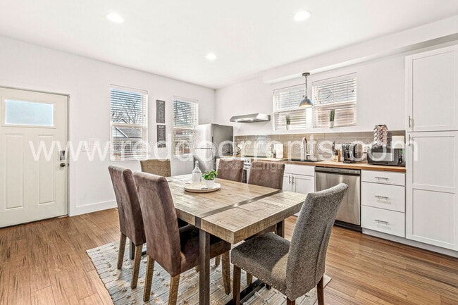 Photo - 1619 N Tacoma Ave