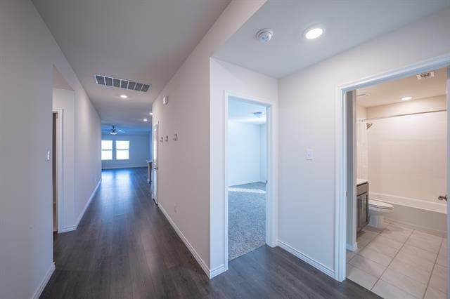 Photo - 400 Willow View Way