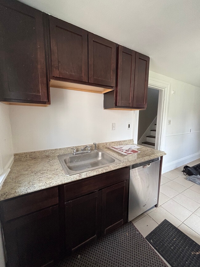 Kitchen - 27 3rd St Unit 27 Third Street